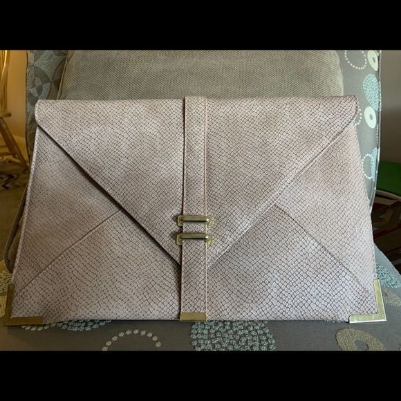 ASOS Tan and Gold Large Envelope Clutch - Picture 2 of 6